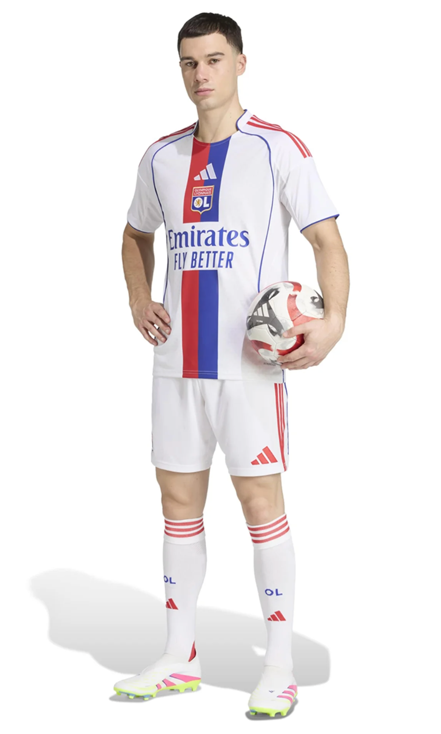 Maillot domicile de l'olympique lyonnais 2025/26