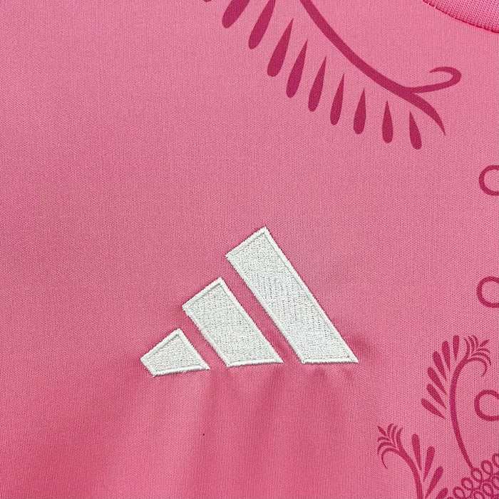 Maillot concept rose de l'Algérie
