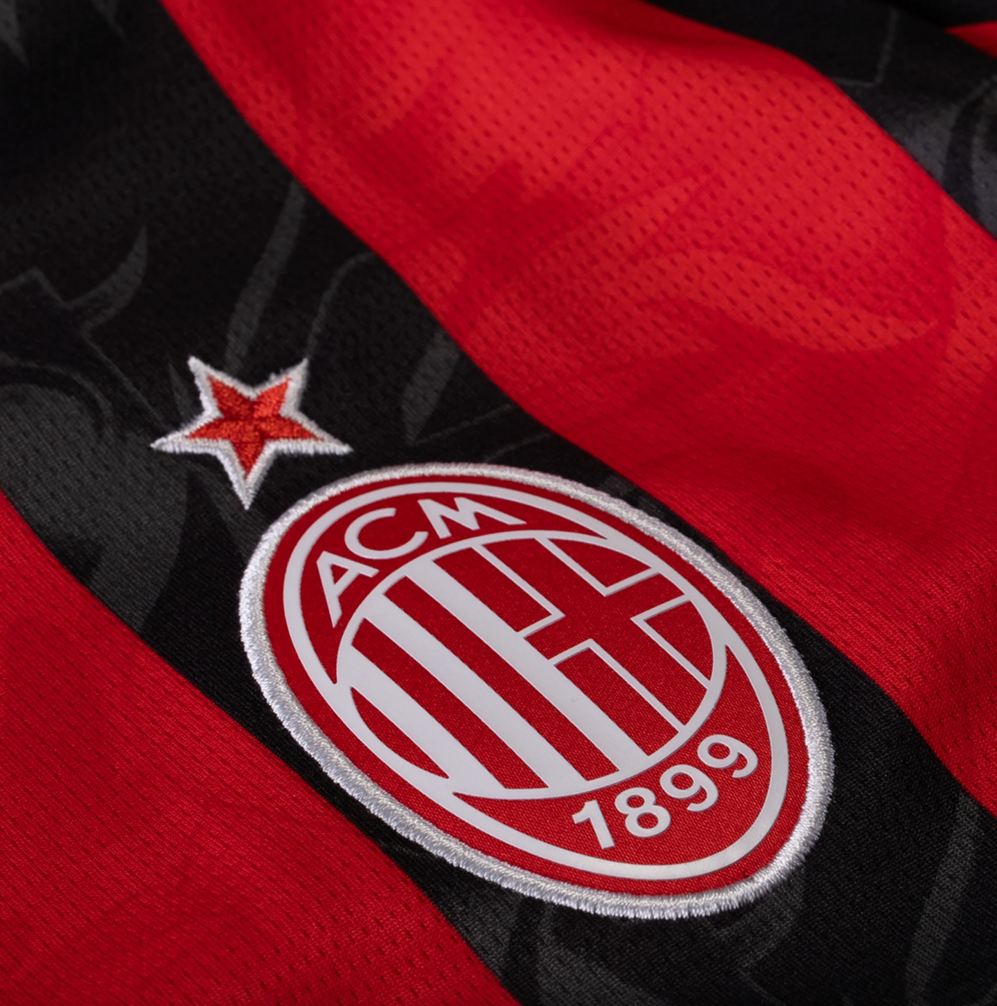 Maillot domicile de l'AC Milan 2025/26
